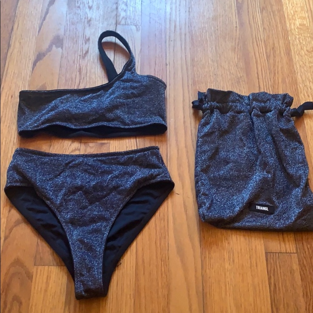 Size small triangle bikini worn once